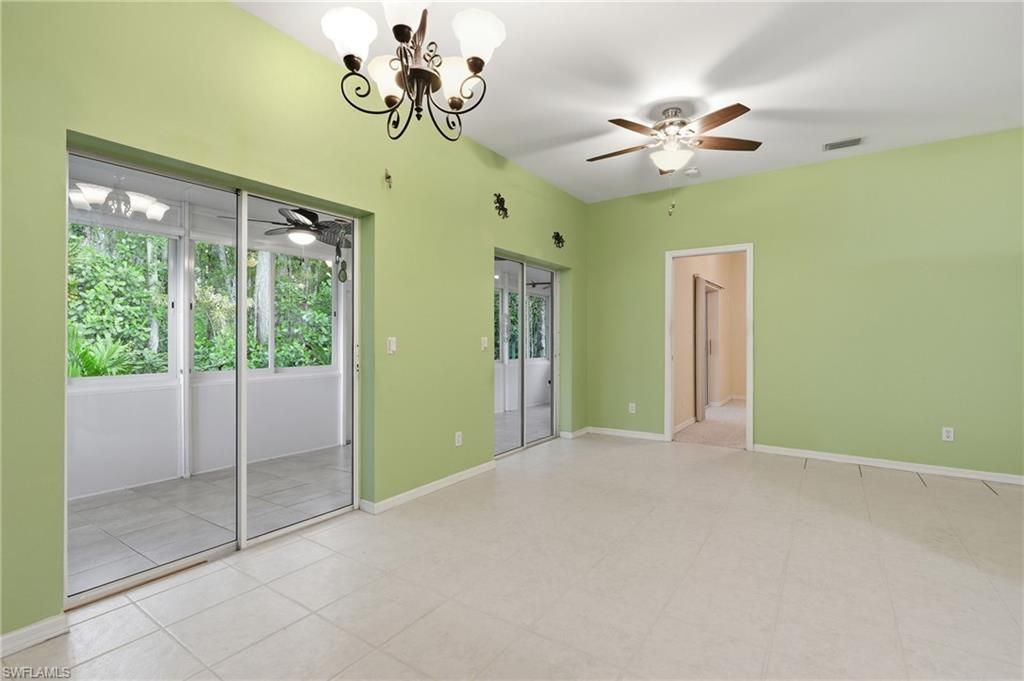 10727 Maui Cir, Estero, FL 33928 Photo