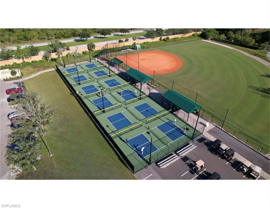 10550 Amiata Way, Unit 104, Fort Myers, FL 33913 Photo