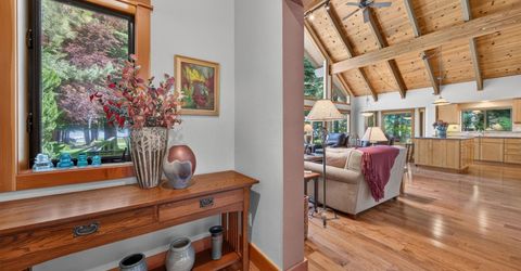 197 Lake Almanor West Drive, Lake Almanor, CA 96020 Photo