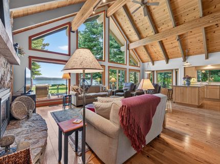 197 Lake Almanor West Drive, Lake Almanor, CA 96020 Photo