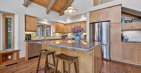 197 Lake Almanor West Drive, Lake Almanor, CA 96020 Photo