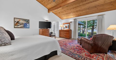 197 Lake Almanor West Drive, Lake Almanor, CA 96020 Photo