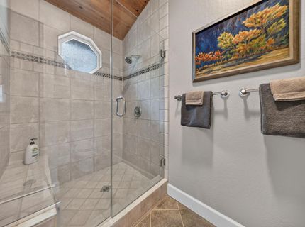 197 Lake Almanor West Drive, Lake Almanor, CA 96020 Photo