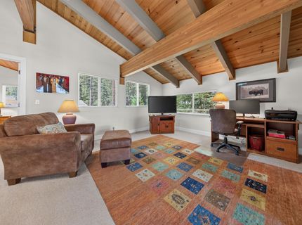 197 Lake Almanor West Drive, Lake Almanor, CA 96020 Photo