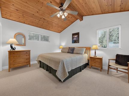 197 Lake Almanor West Drive, Lake Almanor, CA 96020 Photo