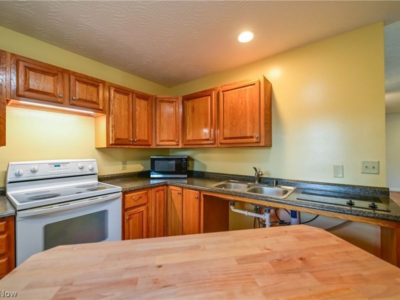 14 Connett Road, The Plains, OH 45780 Photo 5