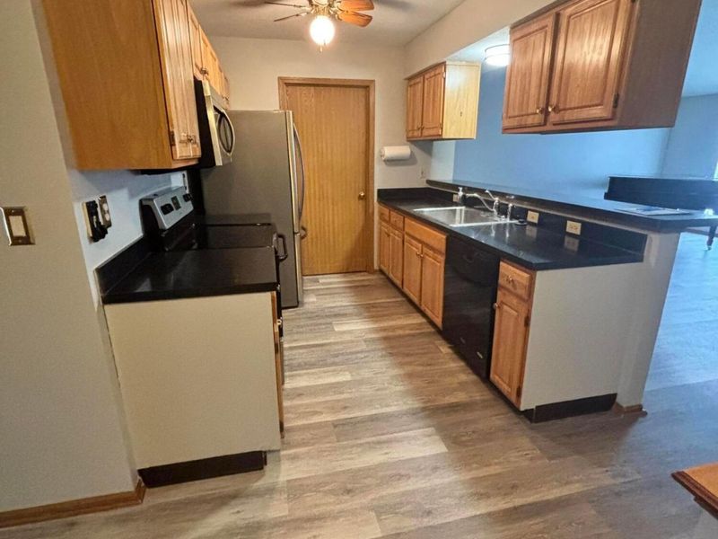 1000 Oak Bay Drive, Galloway, OH 43119 Photo 9