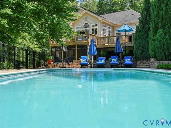941 Willow Ridge Rd, Zion Crossroads, VA 22974
