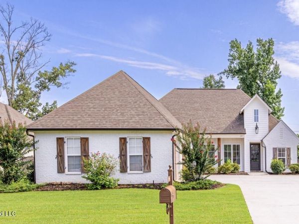 229 Stone Creek Drive, Madison, MS 39110