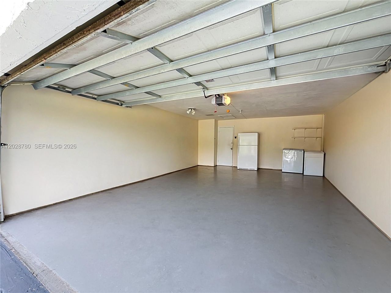 10460 NW 4th St, Plantation, FL 33324 Photo