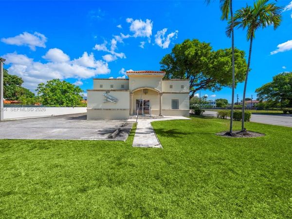 4201 SW 11th St , Miami, FL 33134