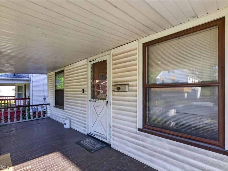 7425 Indiana Avenue, Cleveland, OH 44105 Photo 4
