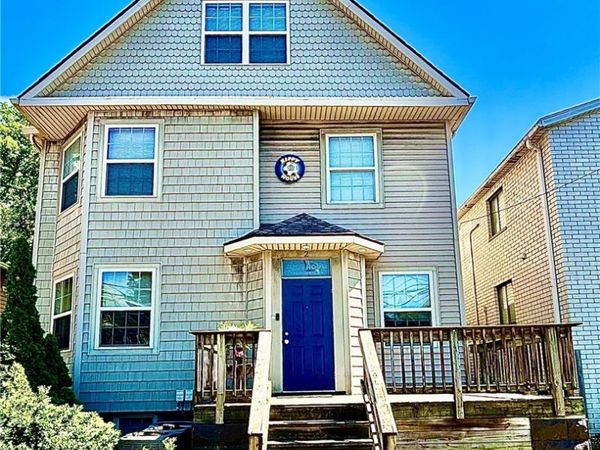 512 E Buchtel Avenue , Akron, OH 44304