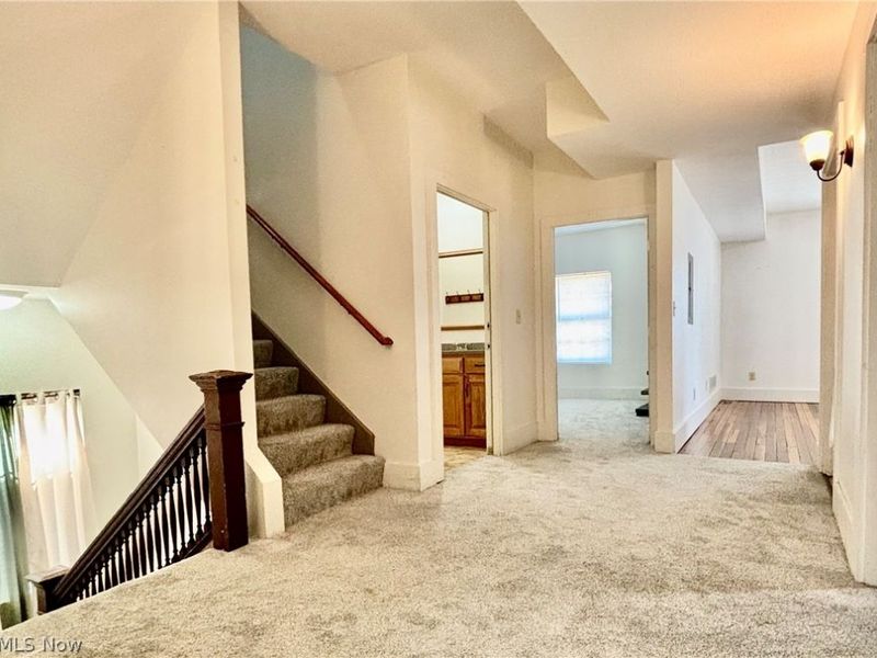 512 E Buchtel Avenue, Akron, OH 44304 Photo 23