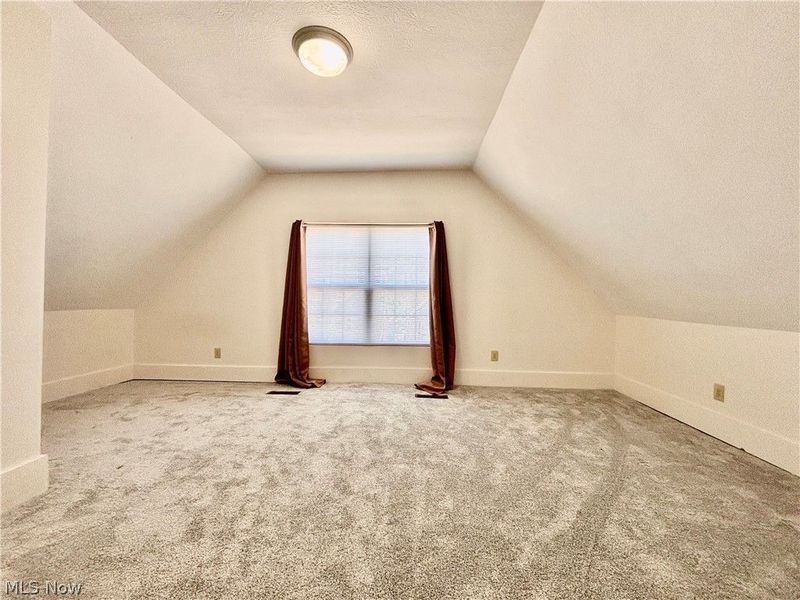 512 E Buchtel Avenue, Akron, OH 44304 Photo 34