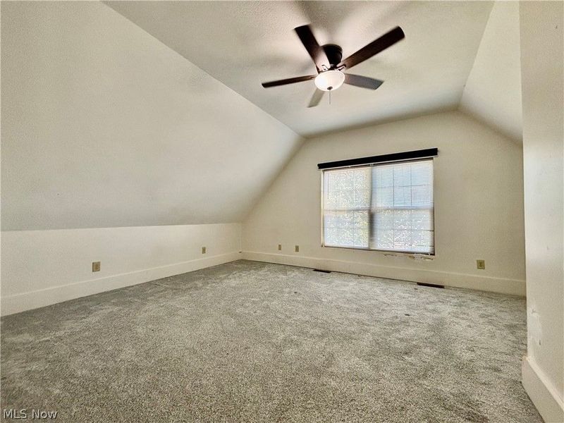 512 E Buchtel Avenue, Akron, OH 44304 Photo 35