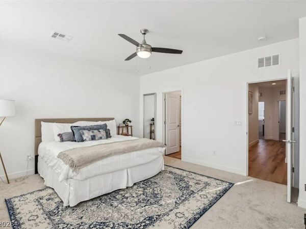 10543 Triumph Valley Way , Las Vegas, NV 89166