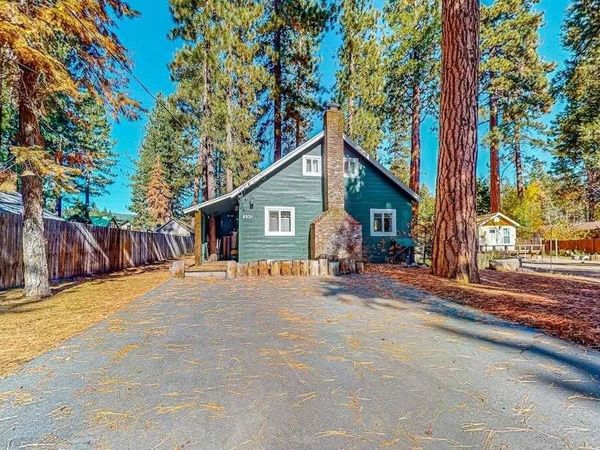 8221 Golden Avenue, Kings Beach, CA 96143