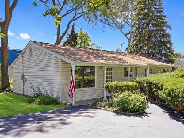 105 Rocklyn Court , Bolingbrook, IL 60440