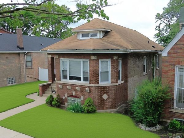 8126 S Chappel Avenue , Chicago, IL 60617