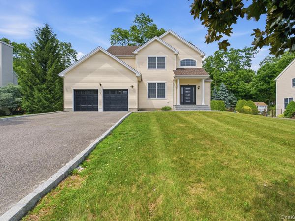 28 Hynard Place , Baldwin Place, NY 10505