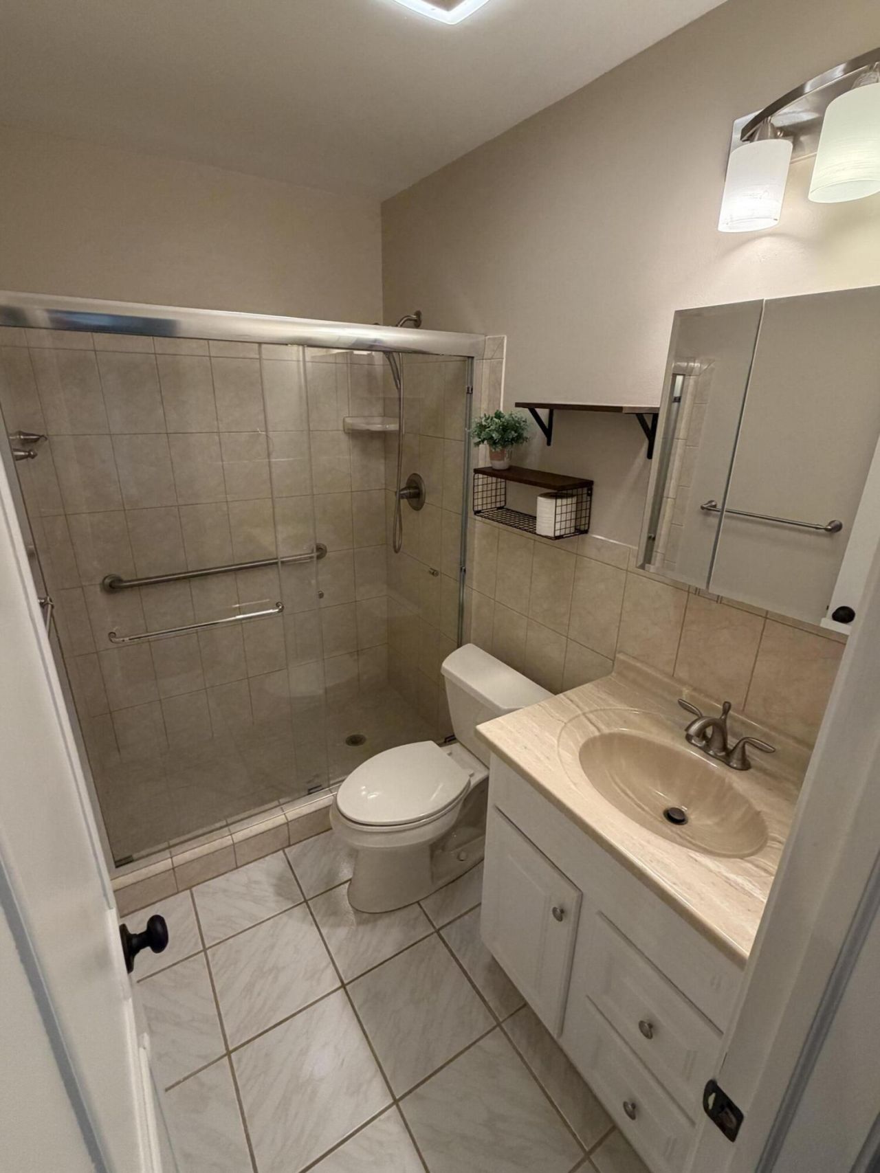 2210 NE 67th Street, Unit 1230, Fort Lauderdale, FL 33308 Photo