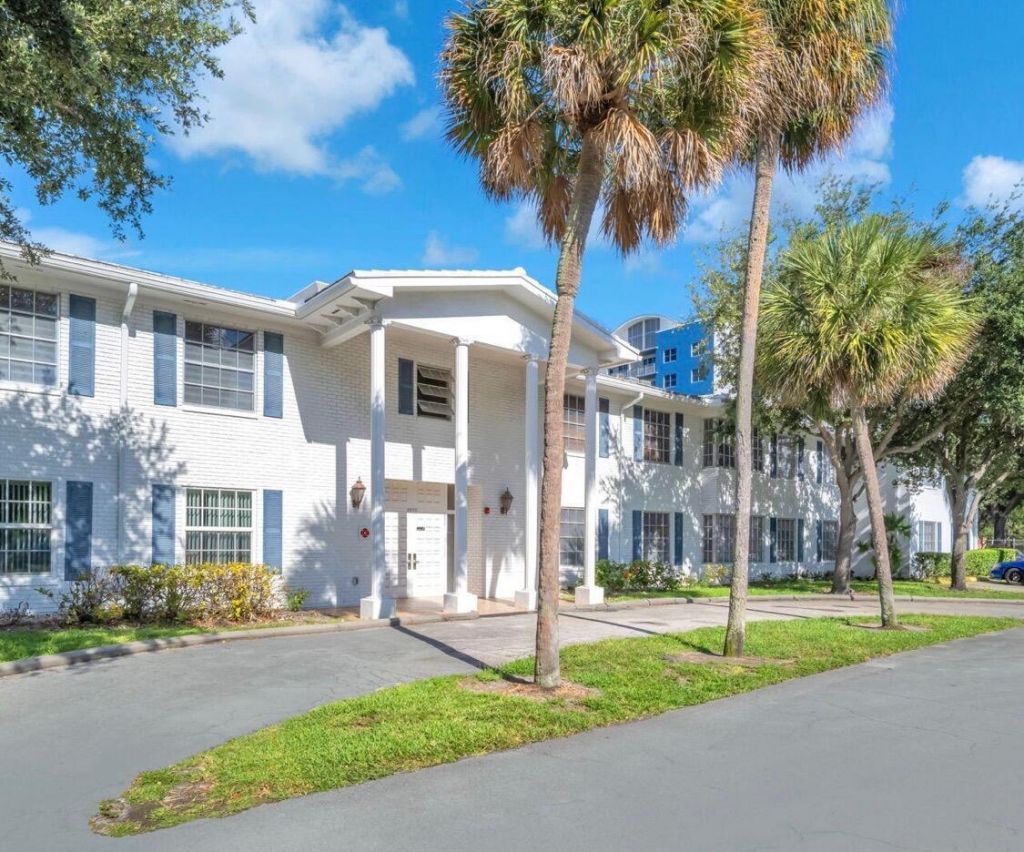 2210 NE 67th Street, Unit 1230, Fort Lauderdale, FL 33308 Photo