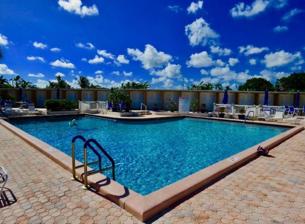 2210 NE 67th Street, Unit 1230, Fort Lauderdale, FL 33308 Photo