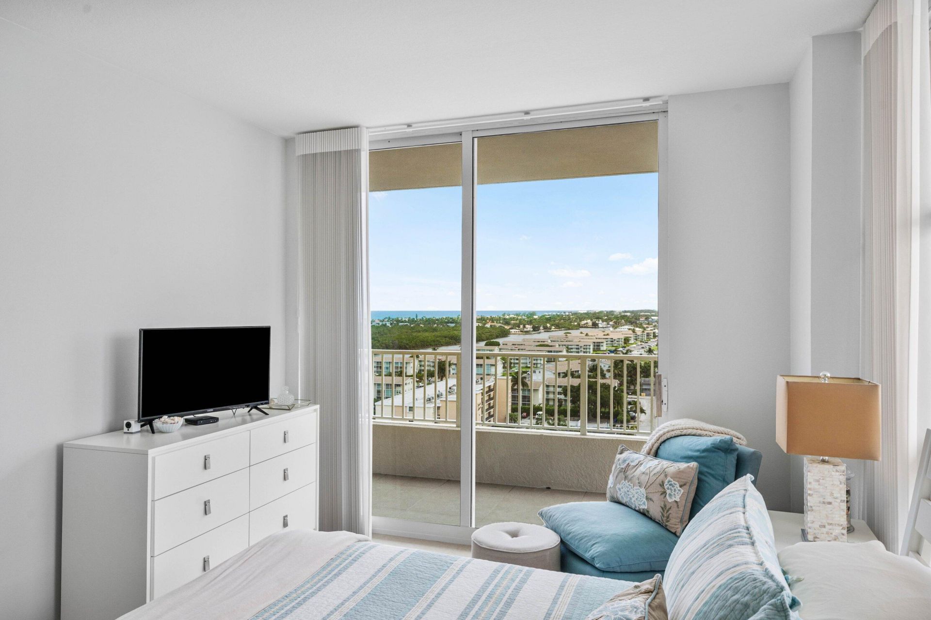 625 Casa Loma Boulevard, Unit 1408, Boynton Beach, FL 33435 Photo