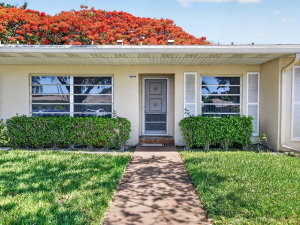 20846 Vinesta Circle, Boca Raton, FL 33433