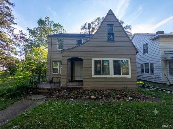 1415 Obrien Street, South Bend, IN 46628