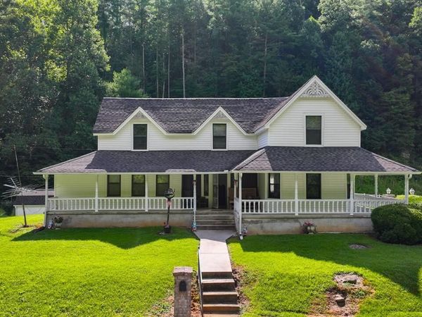 4389 Old Asheville Highway, Flag Pond, TN 37657