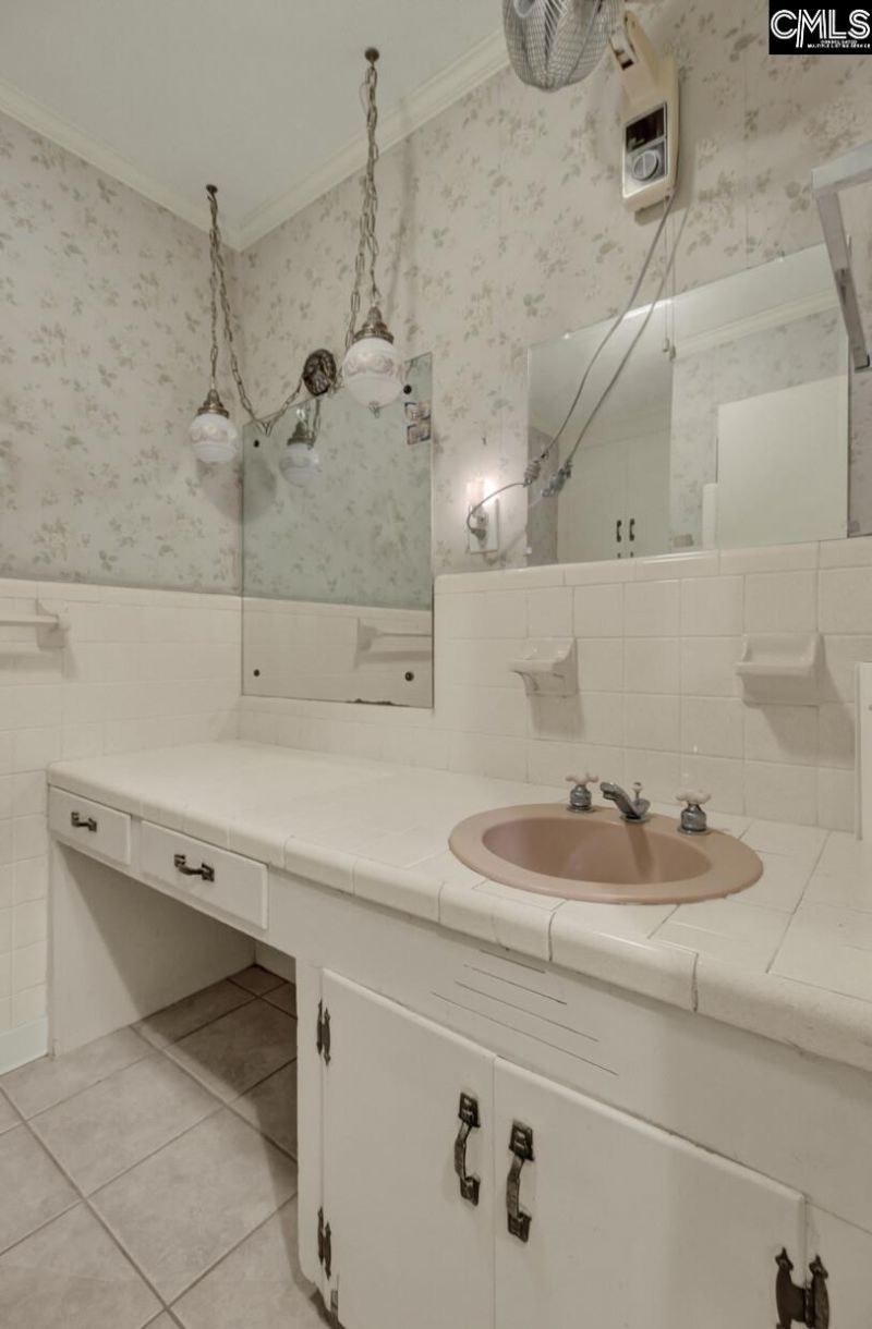 640 Bennett Street  Photo 27