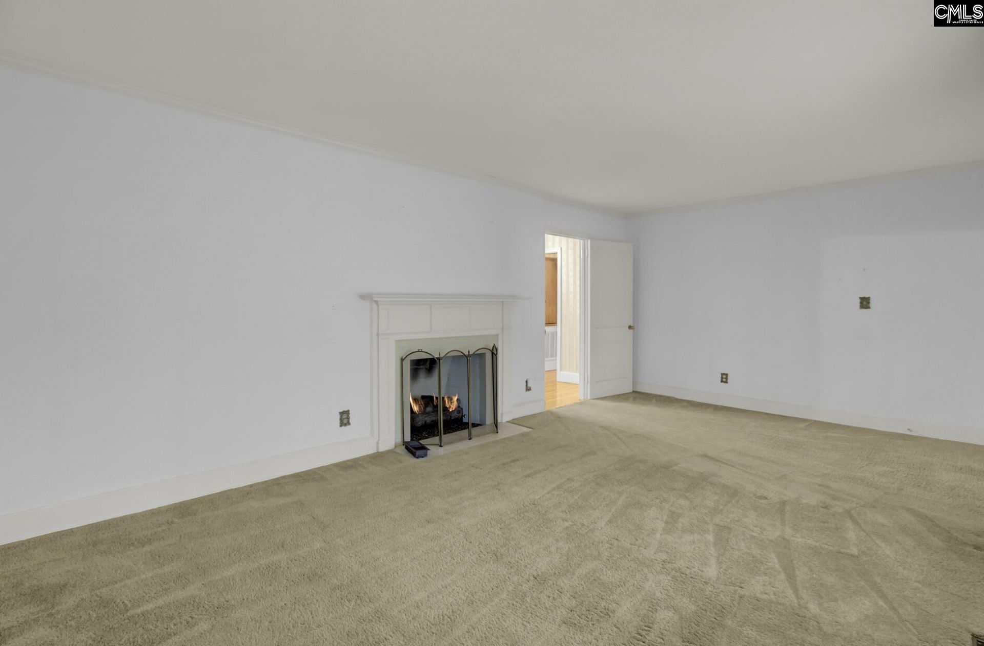 640 Bennett Street  Photo 9