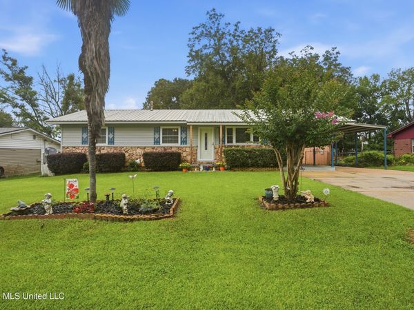 208 Plainview Circle, Richland, MS 39218