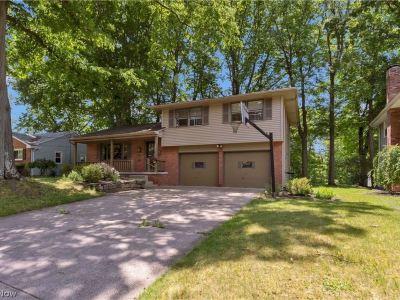 691 Oakridge Drive, Boardman, OH 44512 Photo 4