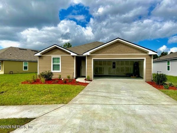65183 FOREST GLEN Lane, Yulee, FL 32097