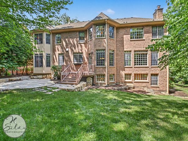 426 W Haley's Hill Court, Palatine, IL 60067