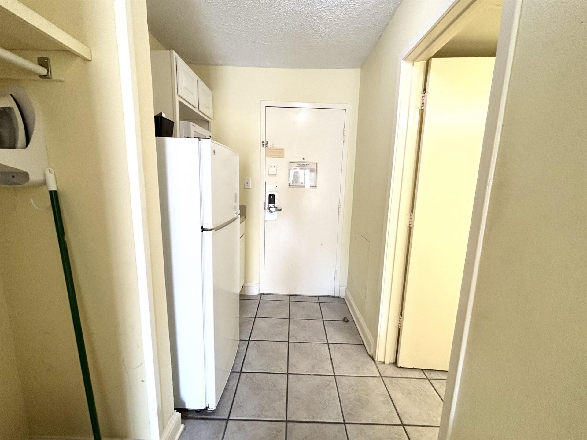 1205 S Ocean Blvd. Photo 4