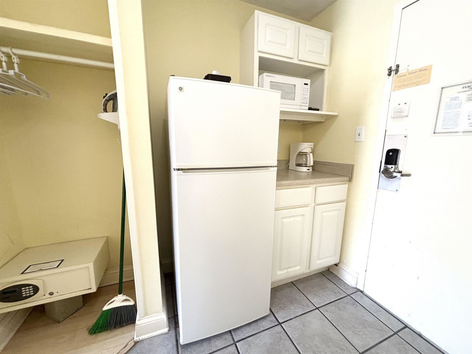 1205 S Ocean Blvd. Photo 5