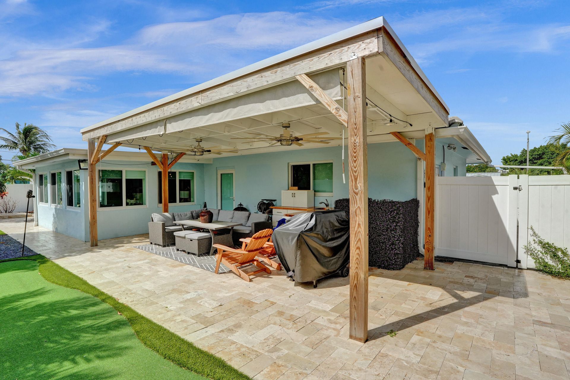 604 NE 25th Avenue, Pompano Beach, FL 33062 Photo