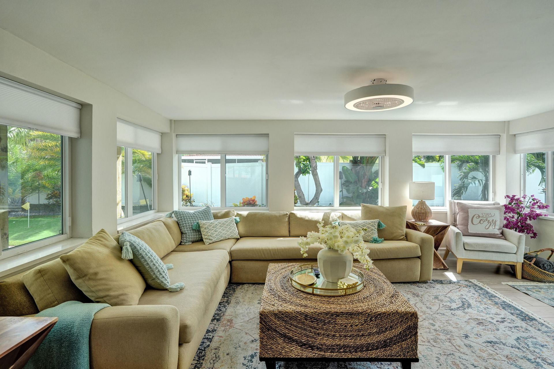 604 NE 25th Avenue, Pompano Beach, FL 33062 Photo