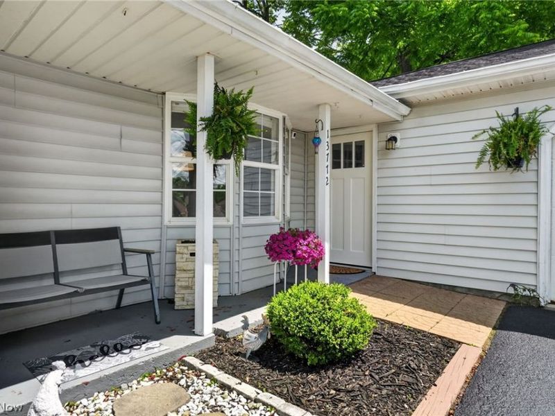 13772 Carlton Street, Burton, OH 44021 Photo 6
