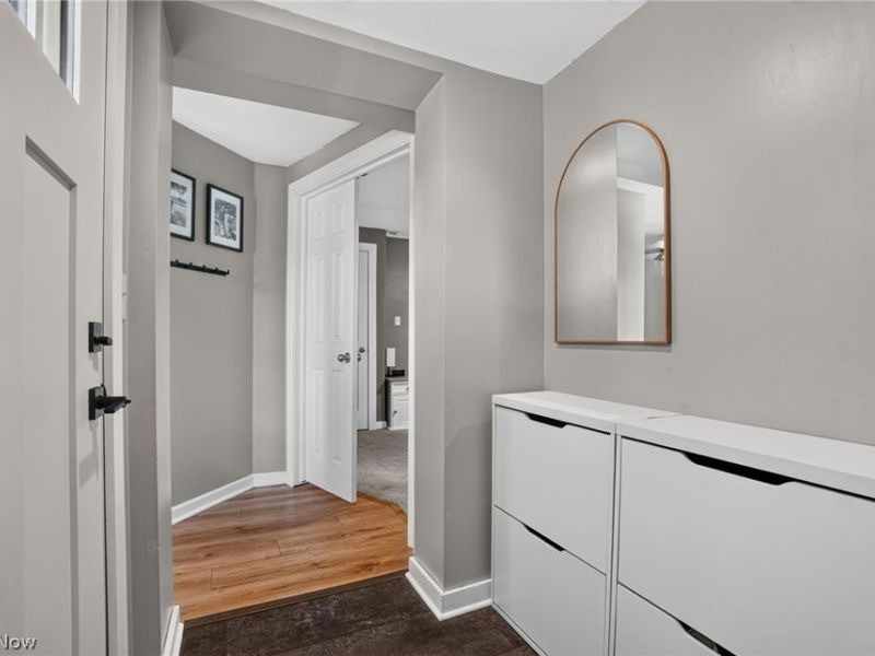 13772 Carlton Street, Burton, OH 44021 Photo 7
