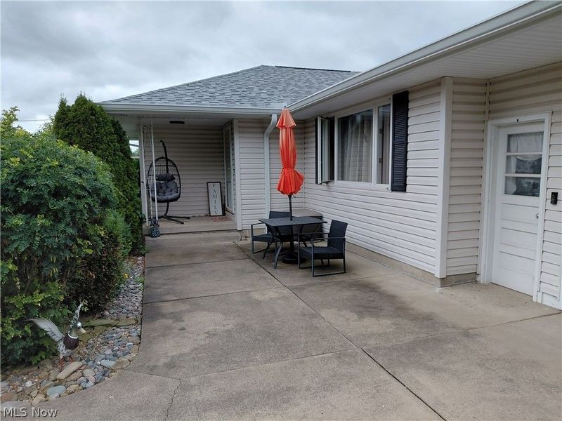 436 Secrist Lane, Girard, OH 44420 Photo 4