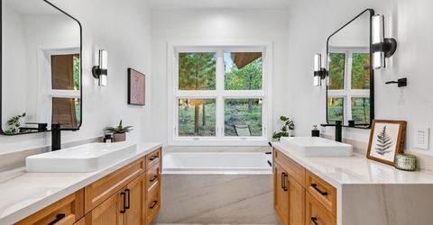 9316 Heartwood Drive, Truckee, CA 96161 Photo