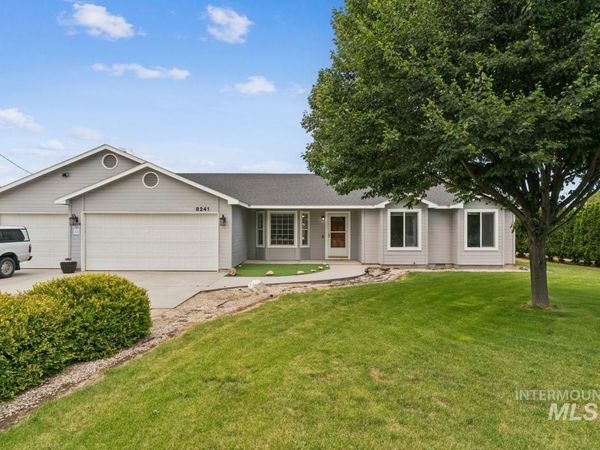 8241 Southside Blvd, Nampa, ID 83686