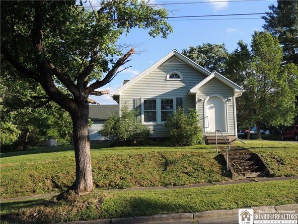 153 Brad Street , Jamestown, NY 14701