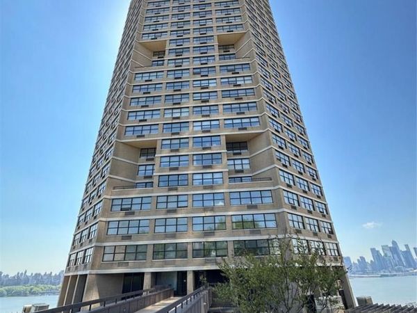 7002 JFK Blvd E 20G, Unit 20G, GUTTENBERG, NJ 07093
