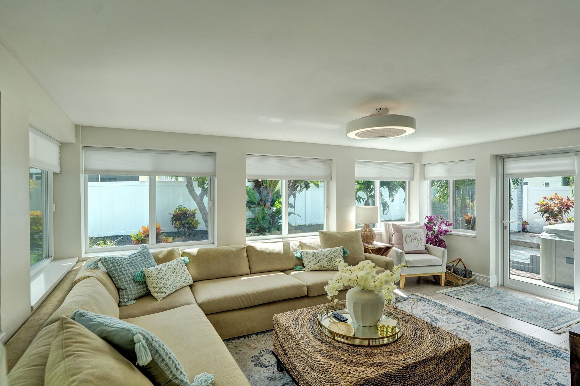 604 NE 25th Avenue, Pompano Beach, FL 33062 Photo